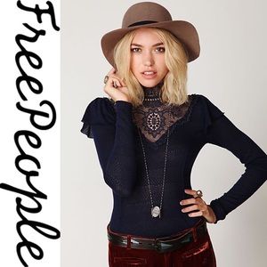 🌼RARE🌼 Free People Long sleeve lace top